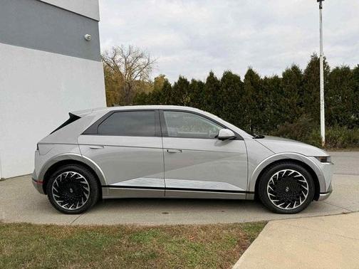 2022 Hyundai IONIQ 5 Limited