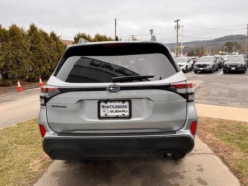 2025 Subaru Forester Premium
