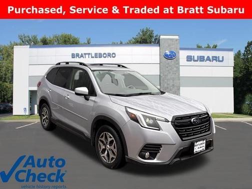 Ice Silver Metallic 2023 Subaru Forester Premium