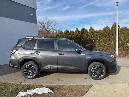 2025 Subaru Forester Hybrid Premium