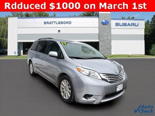 2017 Toyota Sienna LE