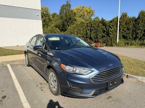 2019 Ford Fusion S