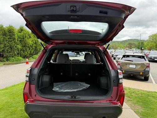 2025 Subaru Forester Base