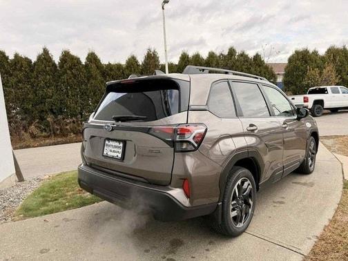 2025 Subaru Forester Hybrid Premium