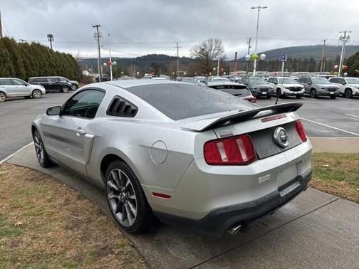 2011 Ford Mustang GT Premium