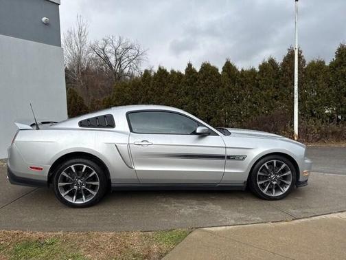 2011 Ford Mustang GT Premium