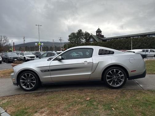 2011 Ford Mustang GT Premium