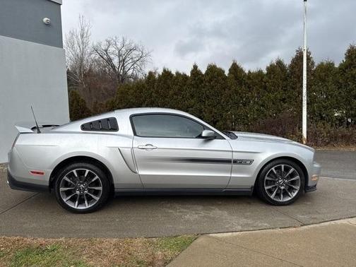 2011 Ford Mustang GT Premium
