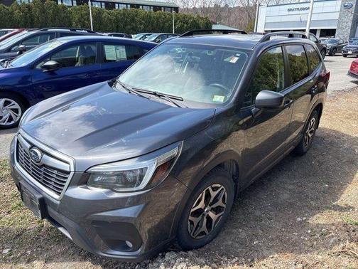 Magnetite Gray Metallic 2021 Subaru Forester Premium