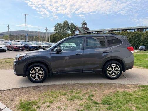 Magnetite Gray Metallic 2021 Subaru Forester Premium