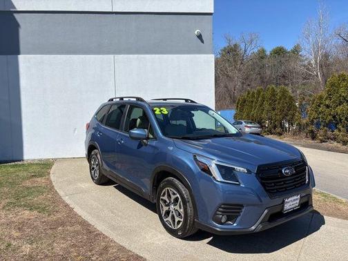 2023 Subaru Forester Premium