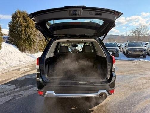 2022 Subaru Forester Touring