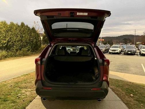 2025 Toyota RAV4 Hybrid XLE Premium