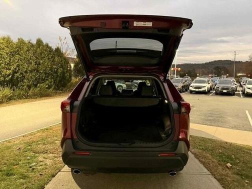 2025 Toyota RAV4 Hybrid XLE Premium