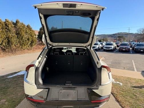 2022 Kia EV6 Wind