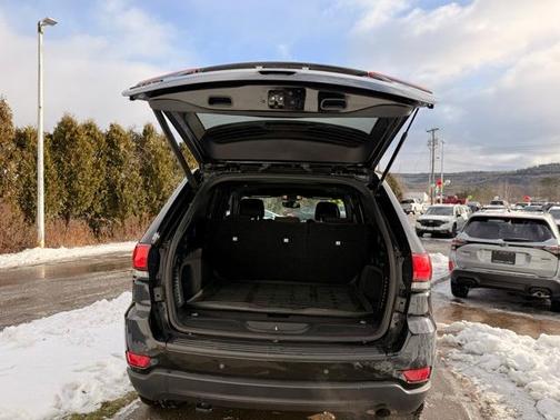 2020 Jeep Grand Cherokee Upland