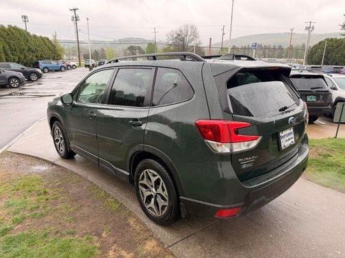 Cascade Green Silica 2023 Subaru Forester Premium