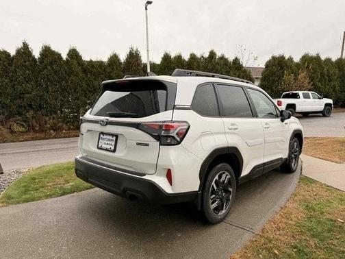 2025 Subaru Forester Hybrid Premium