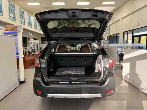 2025 Subaru Outback Touring XT