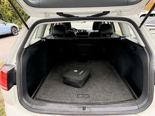 2018 Volkswagen Golf Alltrack TSI S