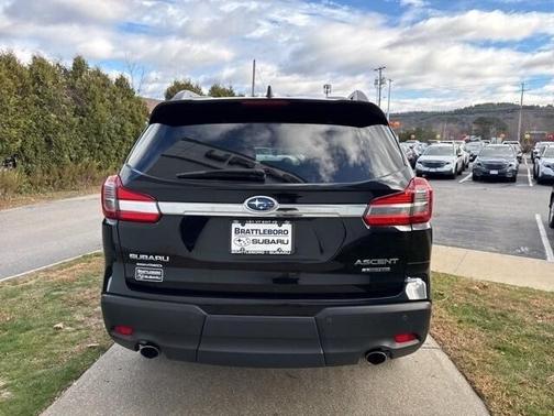 2022 Subaru Ascent Limited 8-Passenger