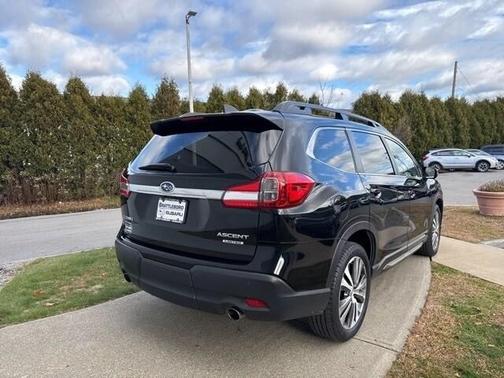 2022 Subaru Ascent Limited 8-Passenger