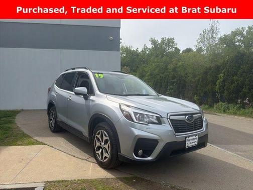 Ice Silver Metallic 2019 Subaru Forester Premium