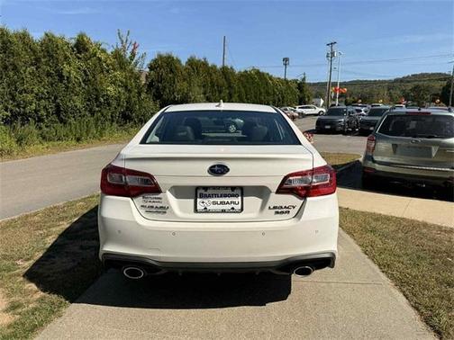 2018 Subaru Legacy 3.6R Limited