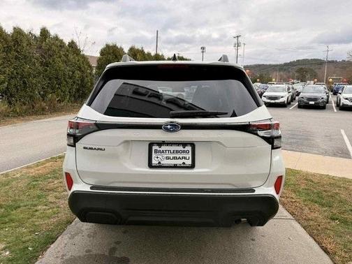 2025 Subaru Forester Premium