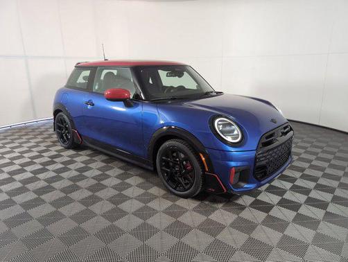 2025 MINI Hardtop JCW
