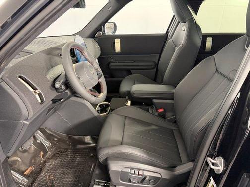 Midnight Black 2026 MINI Countryman S