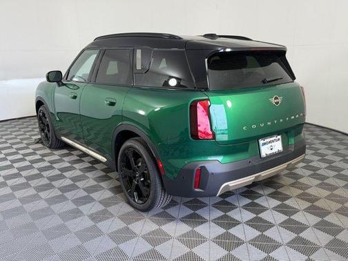 British Racing Green IV Metallic 2027 MINI Countryman S