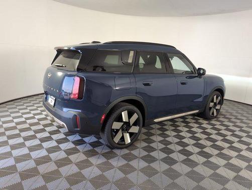 2025 MINI Countryman S