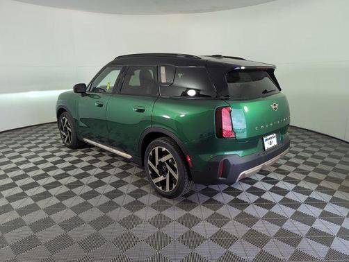 2025 MINI Countryman Base