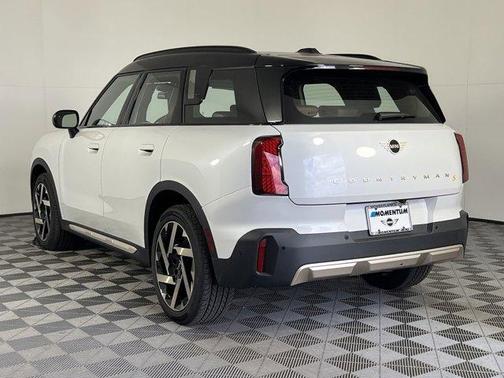 2025 MINI Countryman Base