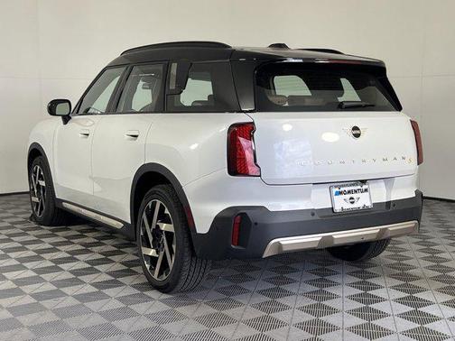 2025 MINI Countryman Base