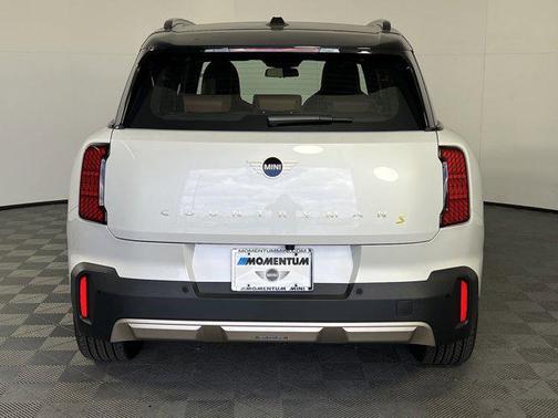 2025 MINI Countryman Base