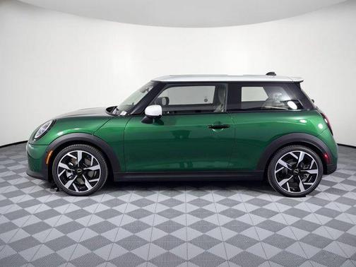 British Racing Green IV Metallic 2027 MINI Hardtop Cooper S