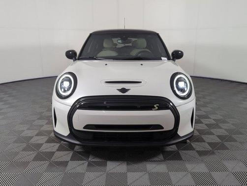 2024 MINI SE Hardtop Cooper
