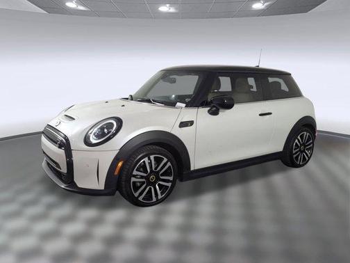 2024 MINI SE Hardtop Cooper
