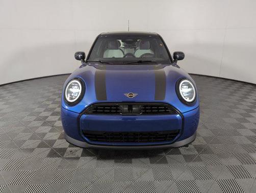 2025 MINI Hardtop C Signature Trim