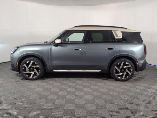 2025 MINI Countryman Base