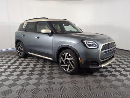 2025 MINI Countryman Base