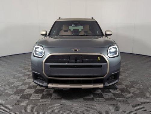 2025 MINI Countryman Base