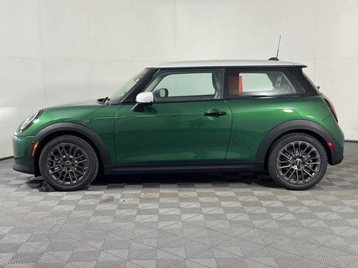 2025 MINI Hardtop Cooper