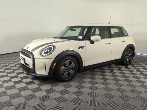 2023 MINI Hardtop Cooper