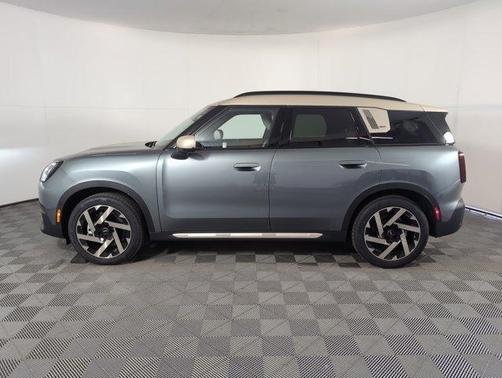 2025 MINI Countryman Base