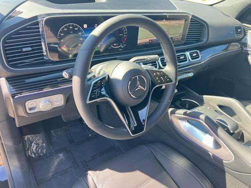 Black 2026 Mercedes-Benz GLE 450e 4MATIC