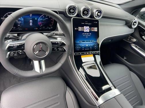 2026 Mercedes-Benz GLC 300 4MATIC