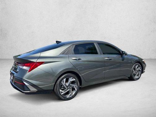 Amazon Gray 2025 Hyundai ELANTRA Limited